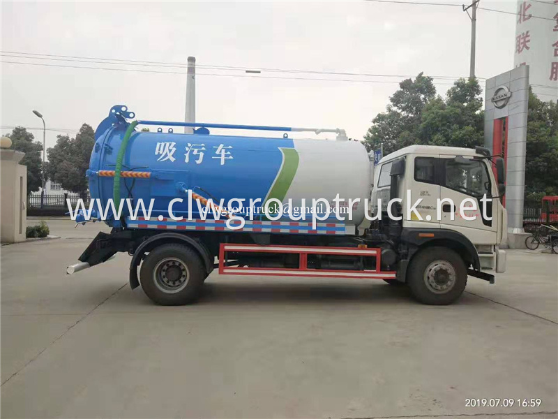 Suction Truck 7